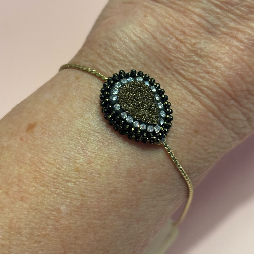 🌻Mode Gold Tone Teardrop Druzy & Crystal Bracelet